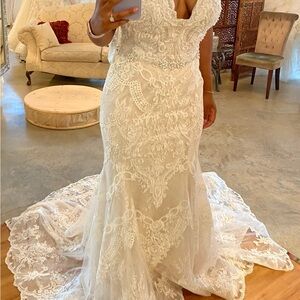 ✨ Eve of Milady Designer Lace Mermaid Wedding Dress | Size 16 | Brand New ✨